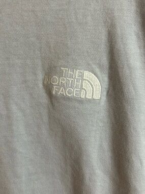 North face Women’s Oversized Tee Gray